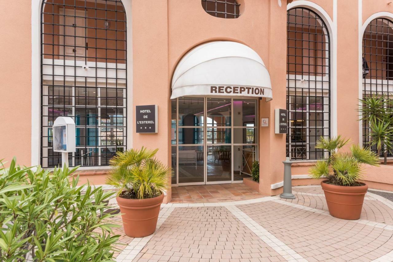 Hotel De L'esterel