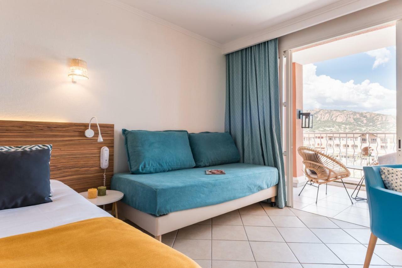 De L'esterel Pierre & Hotel 3*
